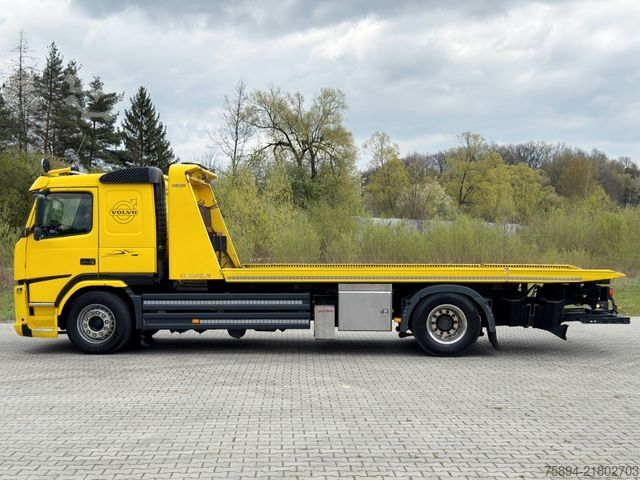 Odtahové vozidlo VOLVO FM 330 * ABSCHLEPPWAGEN 6,00 m * TOPZUSTAND