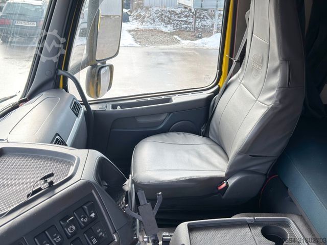 Odtahové vozidlo VOLVO FM 330 * ABSCHLEPPWAGEN 6,00 m * TOPZUSTAND