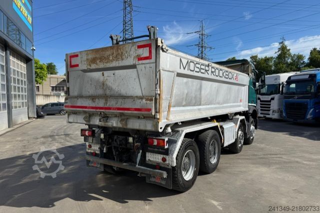 Autocarro ribaltabile MERCEDES-BENZ Arocs 4151 8x4 Moser