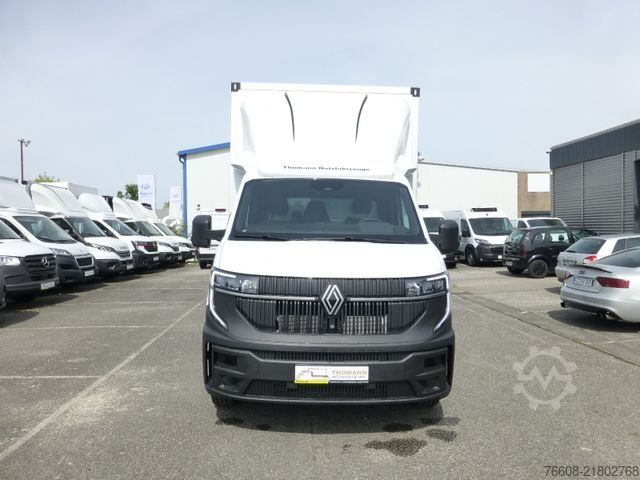 Vrachtwagen met bakwagen RENAULT NEW Master  Koffer Türen Möbelkoffer