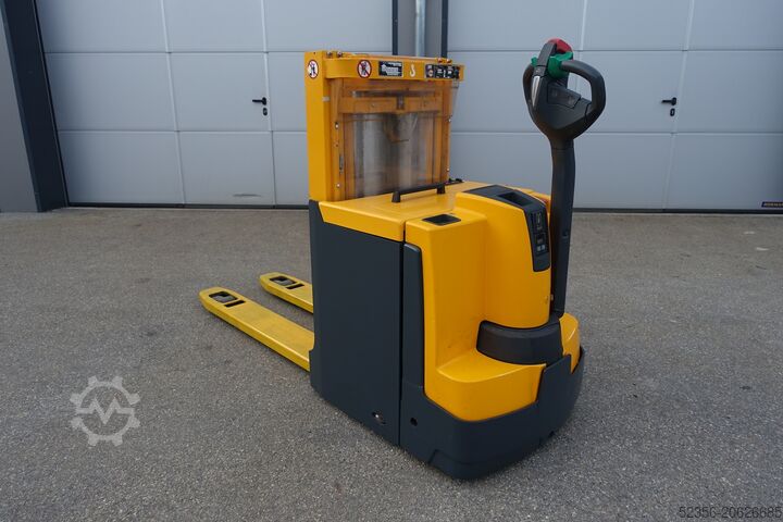 Hoogheffende truck Jungheinrich EJD 220 Elektro Hochhubwagen Ameise