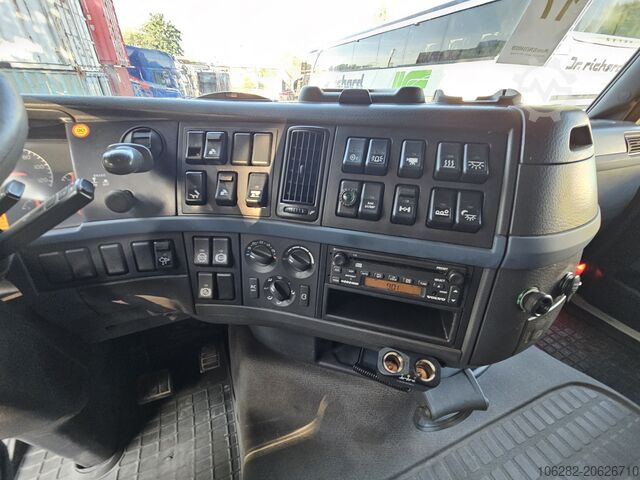 Kipper LKW Volvo FH520-37 8X4 JMNL Ad-Blue Lift-Lenk 14m³