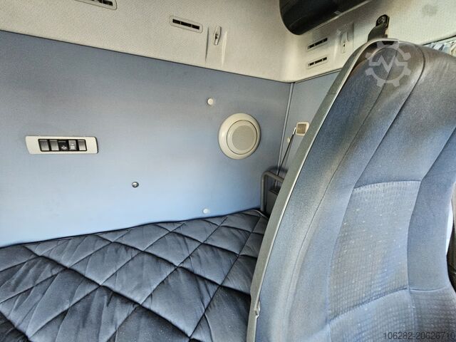 Kipper LKW Volvo FH520-37 8X4 JMNL Ad-Blue Lift-Lenk 14m³