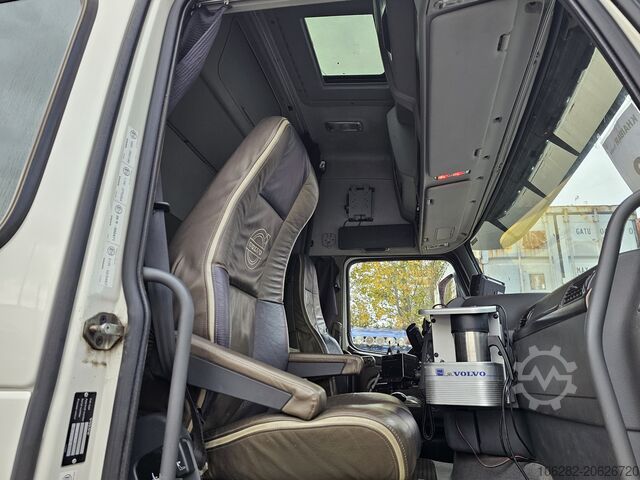 Kipper LKW Volvo FH16 550HP 6X4 Dreiseitenkipper