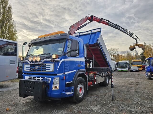 Dreiseitenkipper LKW Volvo FM9 340HP Kran FASSI F95A.24 Blatt/Blatt