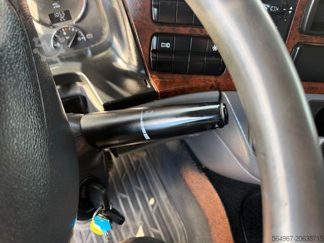 Τρίπλευρο ανατρεπόμενο φορτηγό MERCEDES-BENZ 2646 Actros MP3 3-S. Kipper Bordmatic Retarder