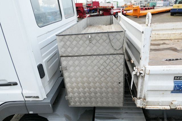 Tippbil skåpbil MERCEDES-BENZ 816 K Atego 4x2, Meiller, 3. Sitz, 2x AHK