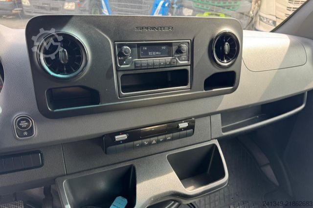 Βαν με κουρτίνα πλευράς MERCEDES-BENZ Sprinter 317CDI 4x2