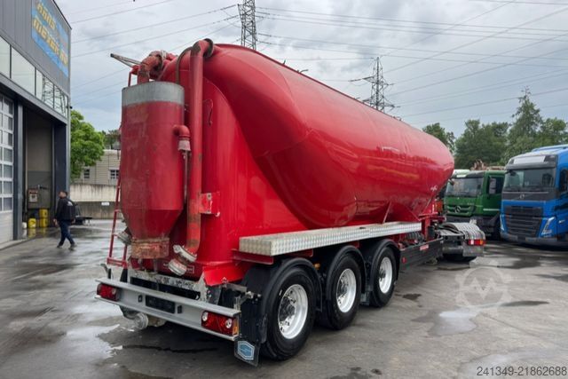 Siloauflieger SPITZER 37m3 Cementsilo