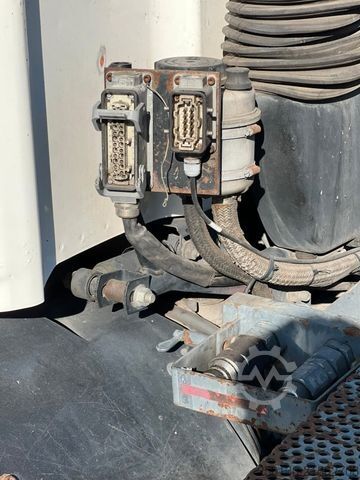 Hakowiec DAF CF 250 VDL-Abrollkipper mit Planenaufbau u. LBW