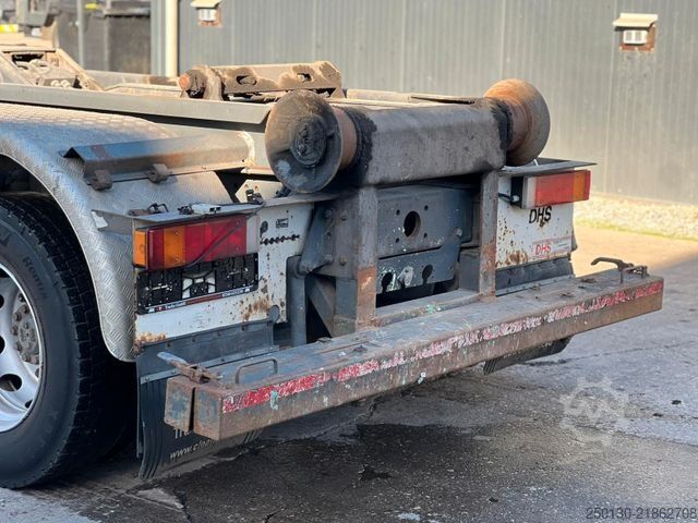 Hakowiec DAF CF 250 VDL-Abrollkipper mit Planenaufbau u. LBW
