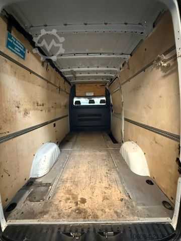 Kastenwagen VOLKSWAGEN Crafter Kasten L2H2 Klima Tempomat AHK 2.Hand