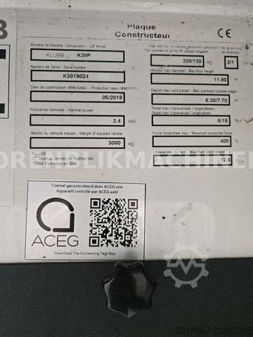 Plataforma de trabalho montada em camião RENAULT Master