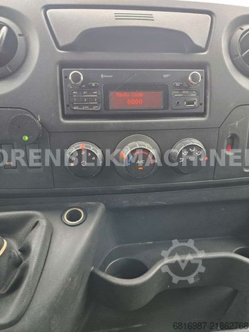 Plataforma de trabalho montada em camião RENAULT Master