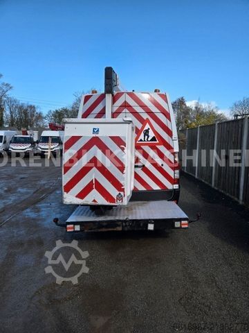 Plataforma de trabalho montada em camião NISSAN NV KLUBB K32