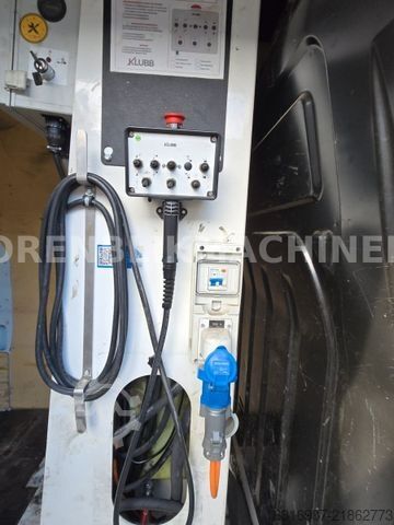 Plataforma de trabalho montada em camião NISSAN NV KLUBB K32