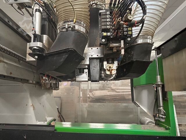 Centres d'usinage avec table à console BIESSE ROVER B 7.40