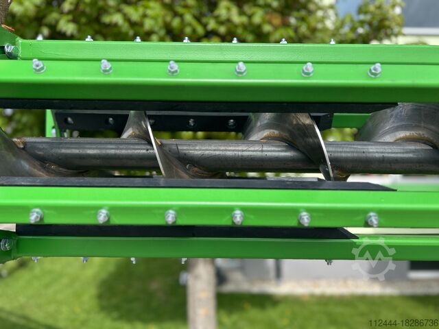 Vulsysteem houtsnippers vulschroef Löttner Maschinenbau 