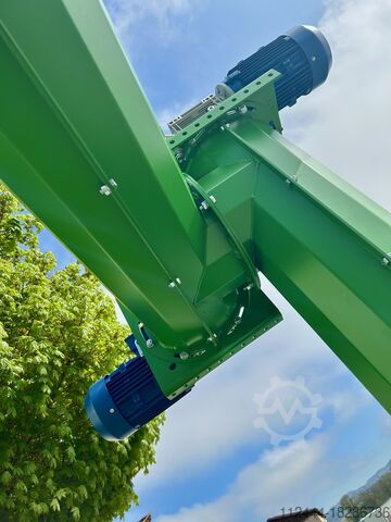 Vulsysteem houtsnippers vulschroef Löttner Maschinenbau 