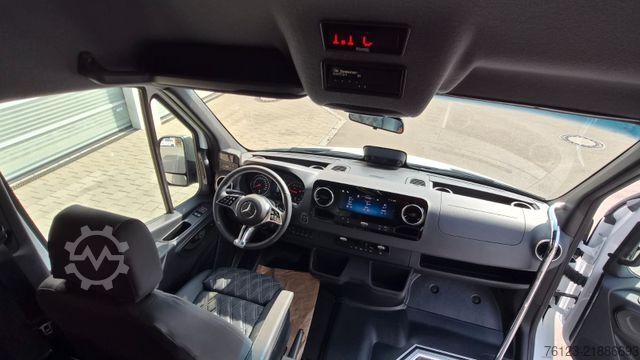 Miniautocarro MERCEDES-BENZ 519  Allrad 4 x 4 Lagerfahrzeug Stock 20 Sitzer