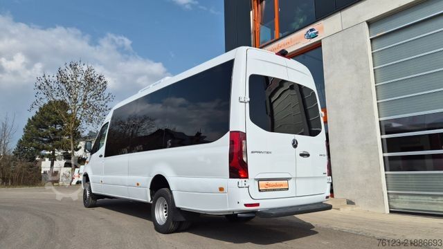 Miniautocarro MERCEDES-BENZ 519  Allrad 4 x 4 Lagerfahrzeug Stock 20 Sitzer