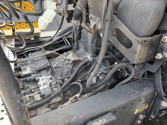 Camion per carichi pesanti MAN 33.480TGA 6x4 33Ton