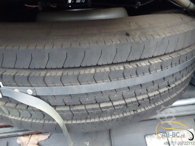 Reisebus MERCEDES-BENZ Tourismo RHD - 52 Sitze EURO 6