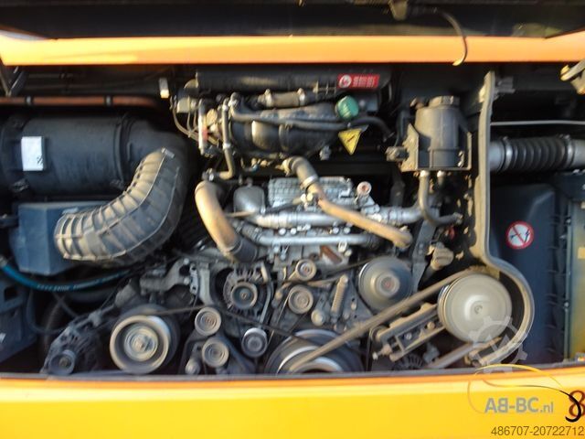 Reisebus MERCEDES-BENZ Tourismo RHD - 52 Sitze EURO 6