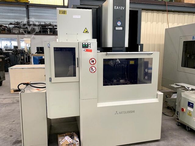 Máquina de electroerosión por penetración MITSUBISHI EA 12-VM