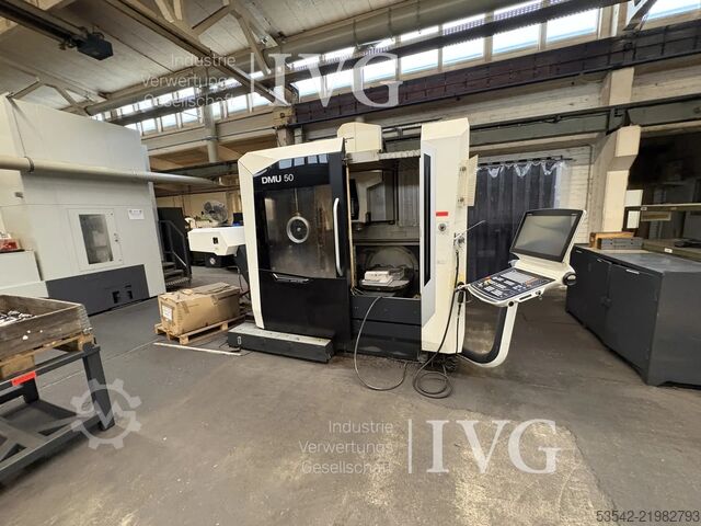 CNC -bearbetningscenter DMG MORI DMU 50-3rd Generation (Stealth)
