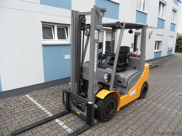 LPG-vorkheftruck Jungheinrich TFG 425s - Beleuchtung - Dachscheibe