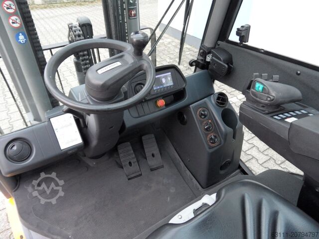 Diesel vorkheftruck Jungheinrich DFG 425s - Triplex - Kabine mit Heizung