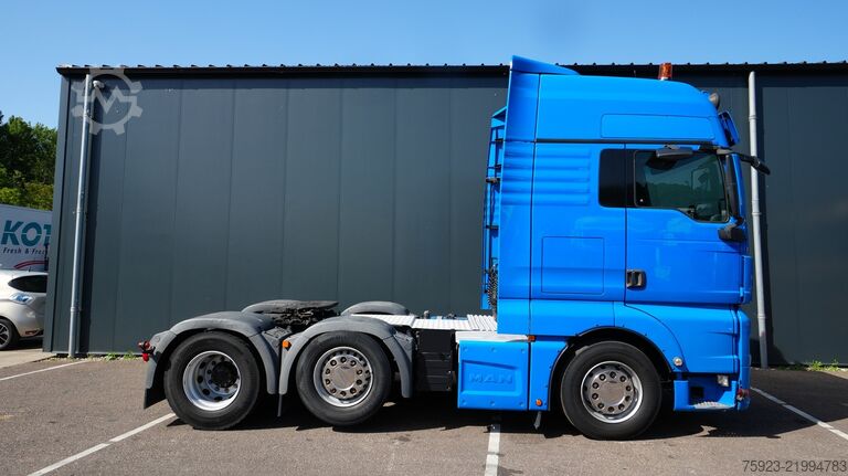Estándar-SZM MAN TGX 26.460 6x2 tractor unit 674.600km