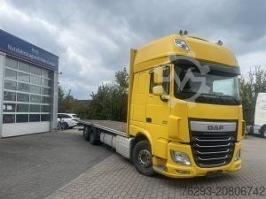 Ciężarówka z płaską platformą DAF XF 460 FAR LOWDECK