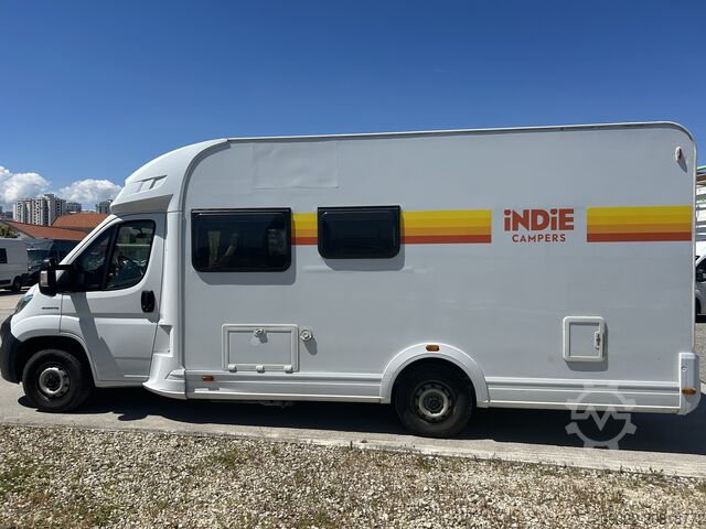 Polointegrovaný obytný vůz Fiat Ducato Carasuite 650 MF | 5 Posti Letto | Completamente Attrezzato