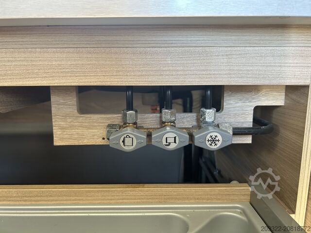 Félintegrált lakóautó Fiat Ducato Carasuite 650 MF | 5 Posti Letto | Completamente Attrezzato