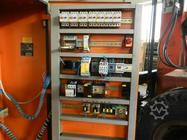 CNC freesmachine HERMLE UWF 900 E