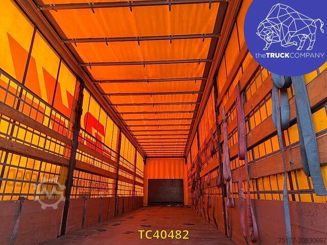 Sliding tarpaulins Krone 