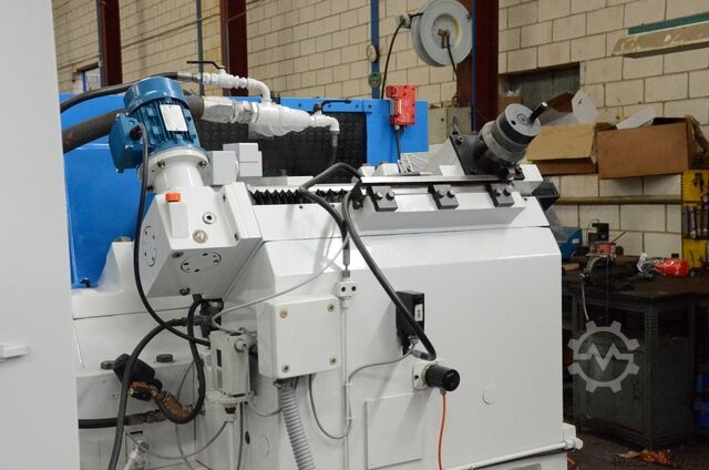 Centerloze slijpmachine ESTARTA 326 CNC