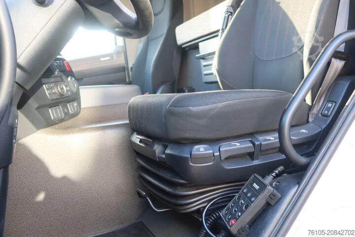 Box body DAF CF 320 Bak+Klep Dhollandia 2.000 kg