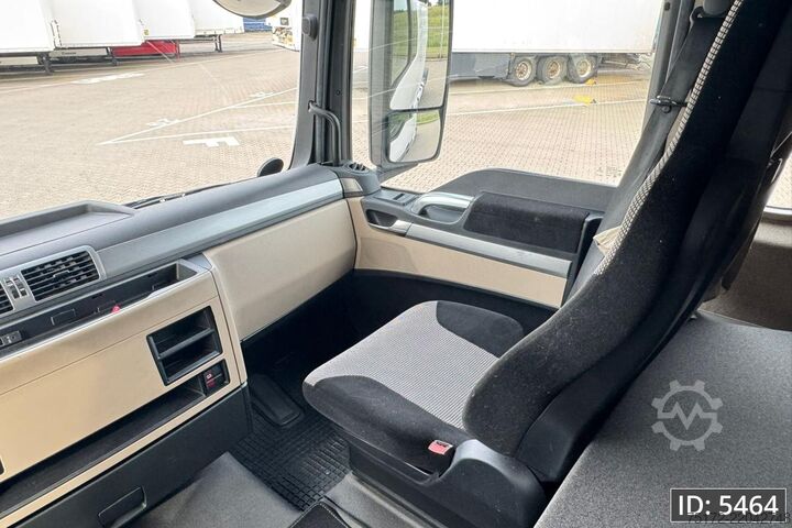 Padrão-SZM MAN TGX 18.460 XLX, Euro 6, / Retarder / 2 Tanks / ...