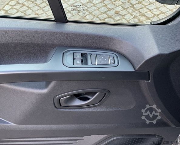 Kastenwagen RENAULT Trafic DOKA KOMFORT L2H1 3,0t dCi 130 KAMERA+LED