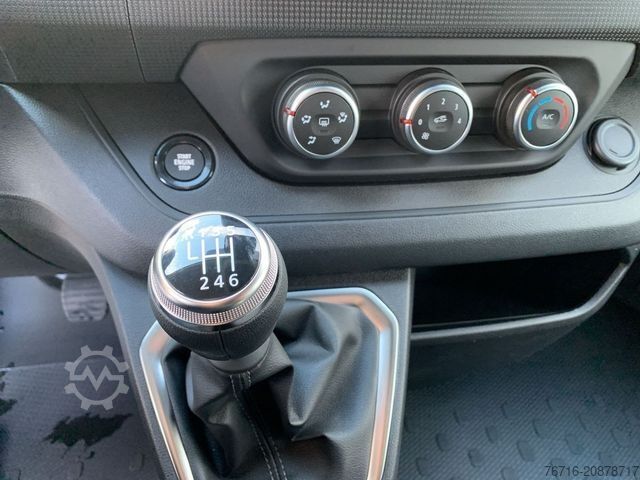 Kastenwagen RENAULT Trafic DOKA KOMFORT L2H1 BLUE dCi 130 RFK+KLIMA