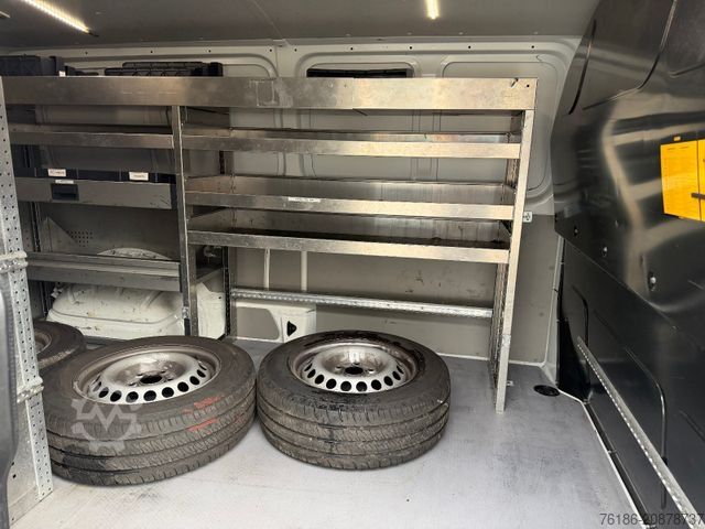 Kassevogn VOLKSWAGEN T6 Transporter 2.0 TDI Kasten lang Navi