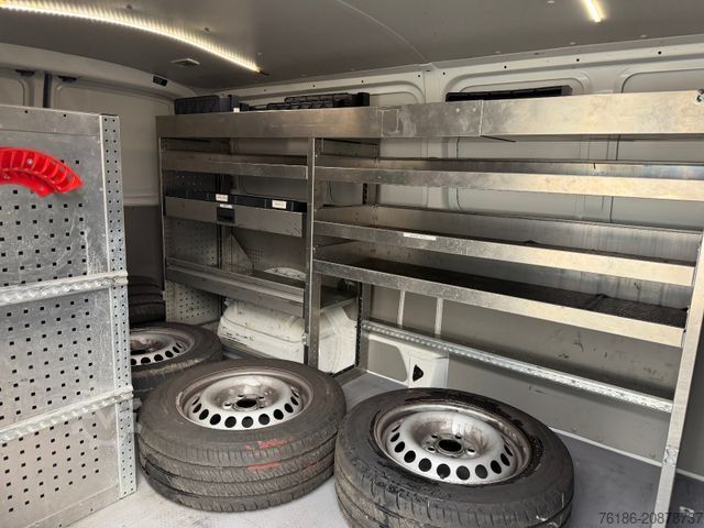 Kassevogn VOLKSWAGEN T6 Transporter 2.0 TDI Kasten lang Navi