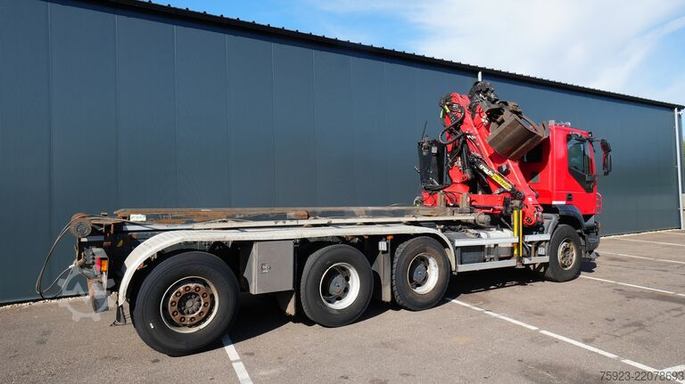 Darus teherautó Iveco Trakker 410 8x4 Cable system with Crane
