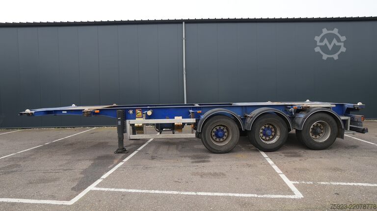 Transport af containere Burg Container transport trailer adr 20/30ft
