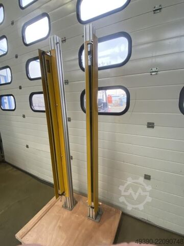 Mehrstrahl-Sicherheits-Lichtschranke, 1 Sender + 1 Empfänger + 2 Reflektoren, Spiegelsäule, Gerätesä FIESSLER ULVT 1500/105 S + ULVT 1500 / 105 E