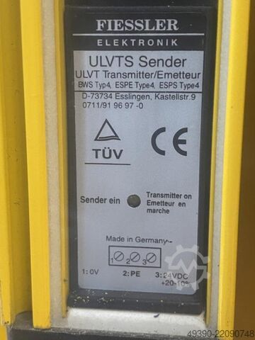 Mehrstrahl-Sicherheits-Lichtschranke, 1 Sender + 1 Empfänger + 2 Reflektoren, Spiegelsäule, Gerätesä FIESSLER ULVT 1500/105 S + ULVT 1500 / 105 E