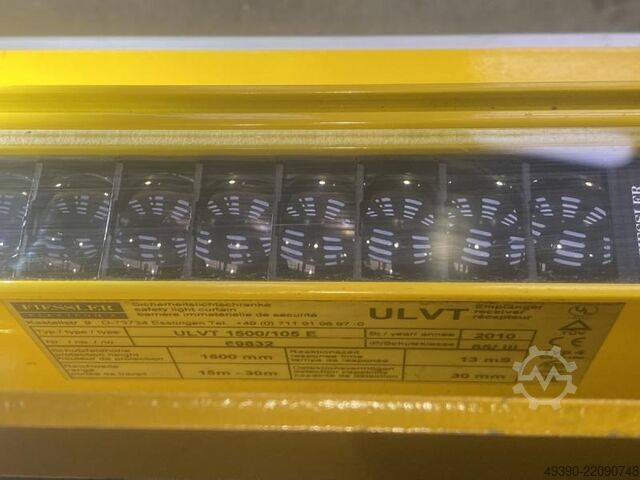 Mehrstrahl-Sicherheits-Lichtschranke, 1 Sender + 1 Empfänger + 2 Reflektoren, Spiegelsäule, Gerätesä FIESSLER ULVT 1500/105 S + ULVT 1500 / 105 E